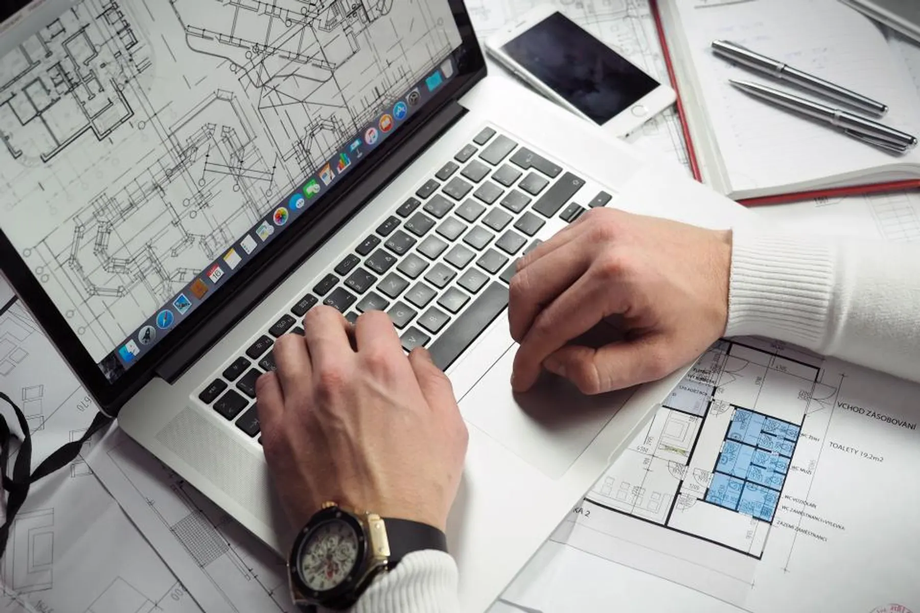 Competitor Intelligence at GTM Executors
